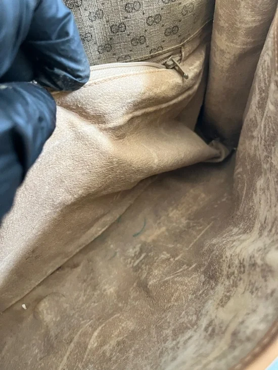 Gucci Brown Monogram vintage Crossbody Bag in Tan Leather Trim - Picture 3 of 14